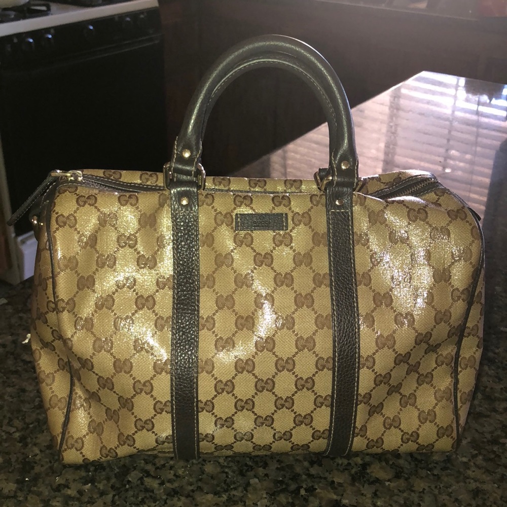 Gucci handbag Authentic